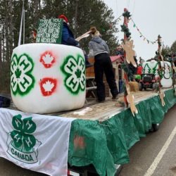 South Simcoe 4-H winter float in the Lisle Parade